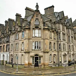 Castle Terrace 1 Bed Looking Onto Castle - Sleeps Upto 4 Apartment